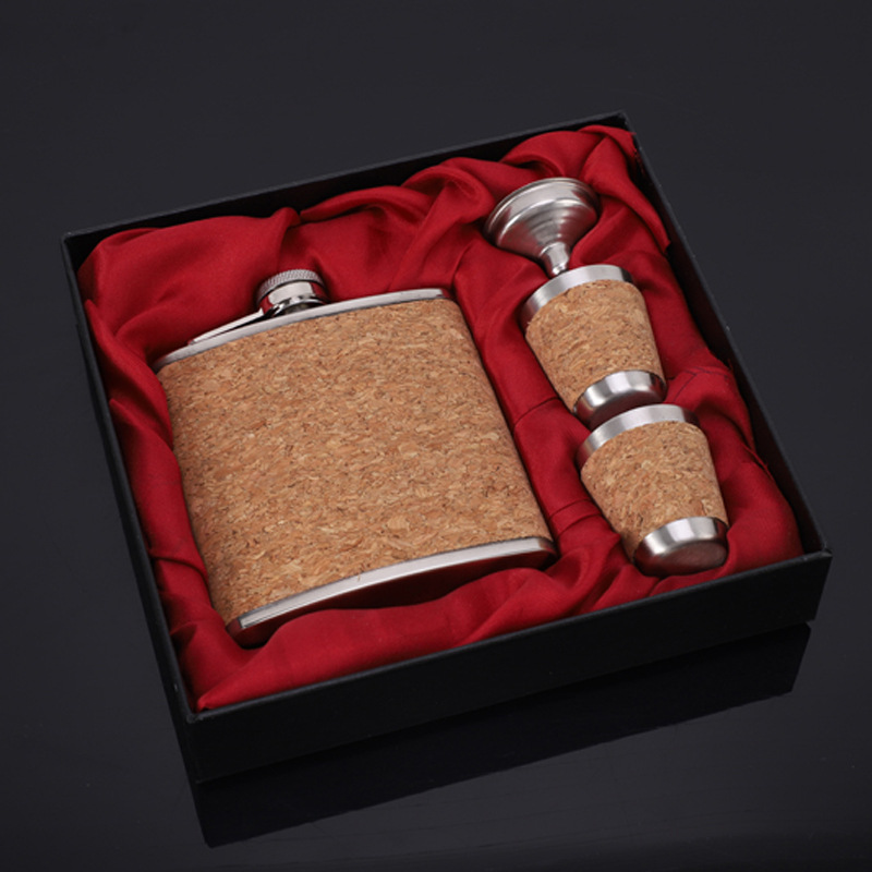 Wine Beer And Spirits - 8oz Tragbare Flagon Flachmann Set Tuch