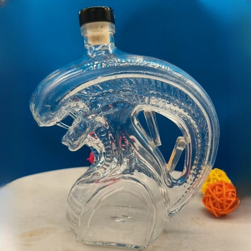 Alien Xenomorph-förmiger Whisk – Wine Beer And Spirits Bewertung und Preis