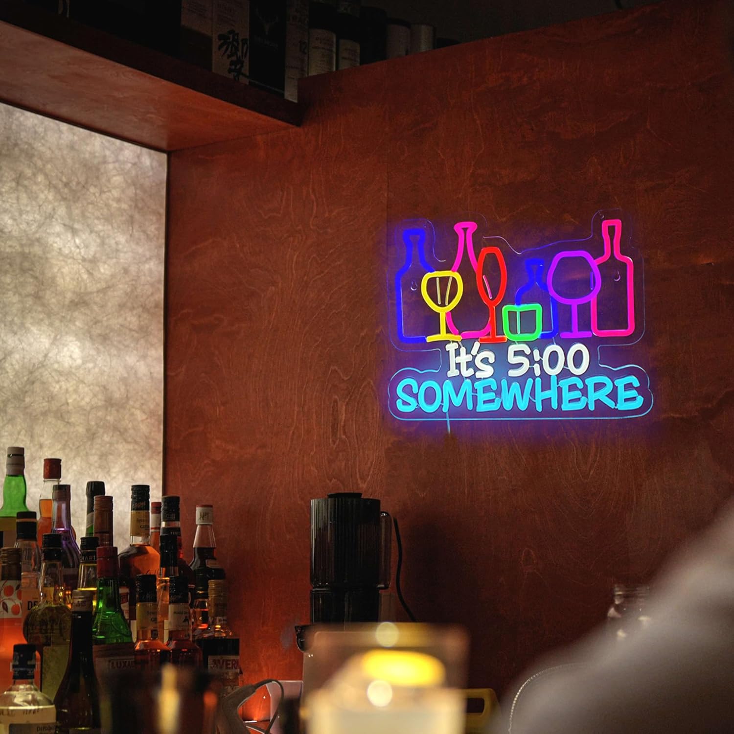 Es ist 5 Uhr Irgendwo Neon-Sch – Wine Beer Photo Bewertung und Preis