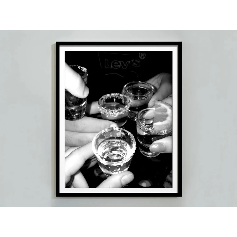 Schwarz-Weiß-Bar Champagner Bi – Whisky Beer And Wine Bewertung und Preis